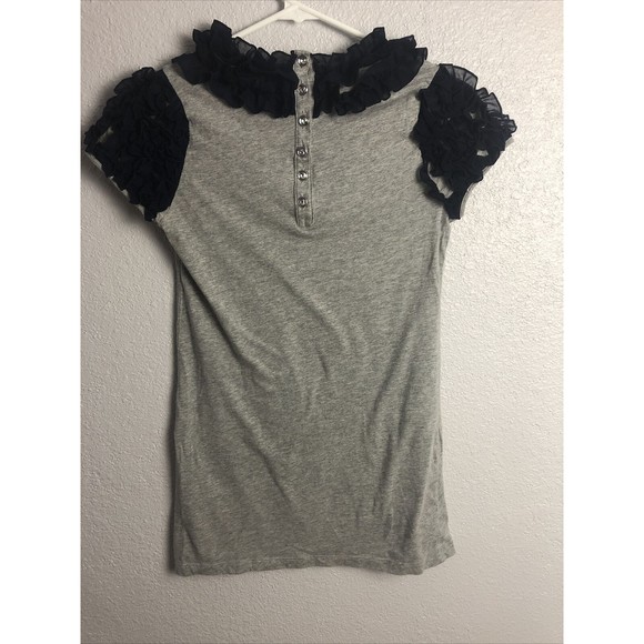 Twelve by Twelve Los Angeles Gray Top With Navy Ruffles Size Small Cute - Picture 5 of 6